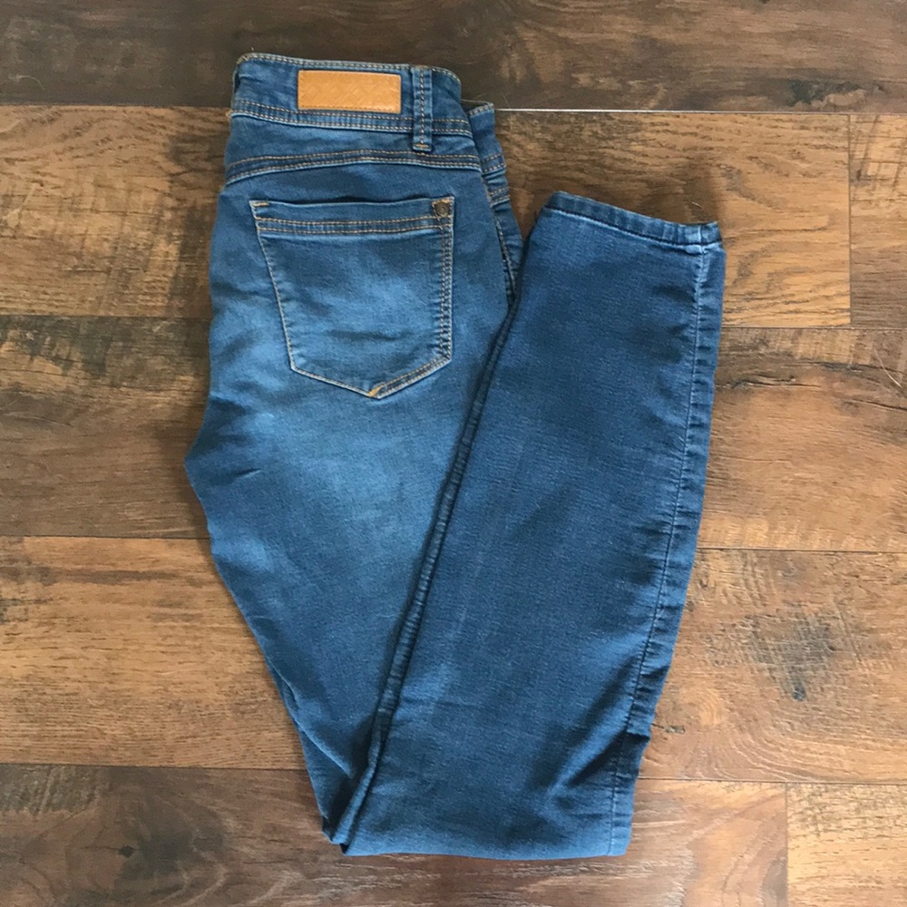 Jolt Skinny Jeans